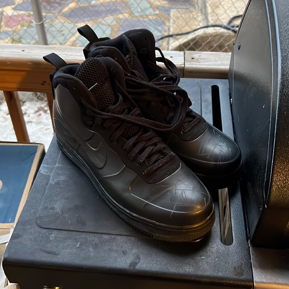 Nike Mens shoes